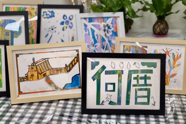 008何厝社區金門蕃薯故事館內有許多在地社區長輩創作的手工藝品001